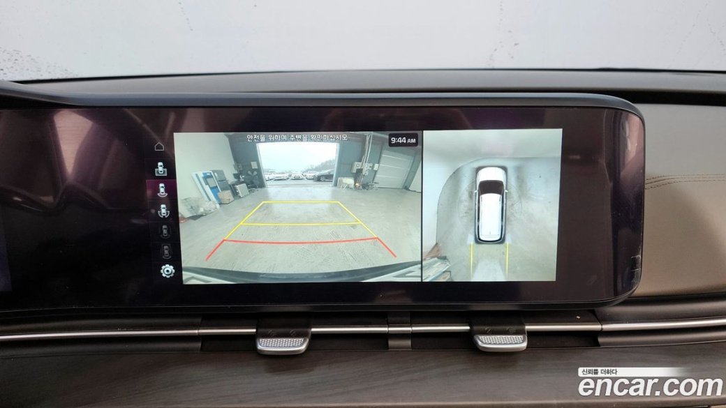 Kia Carnival 9-Seater Signature, 2022