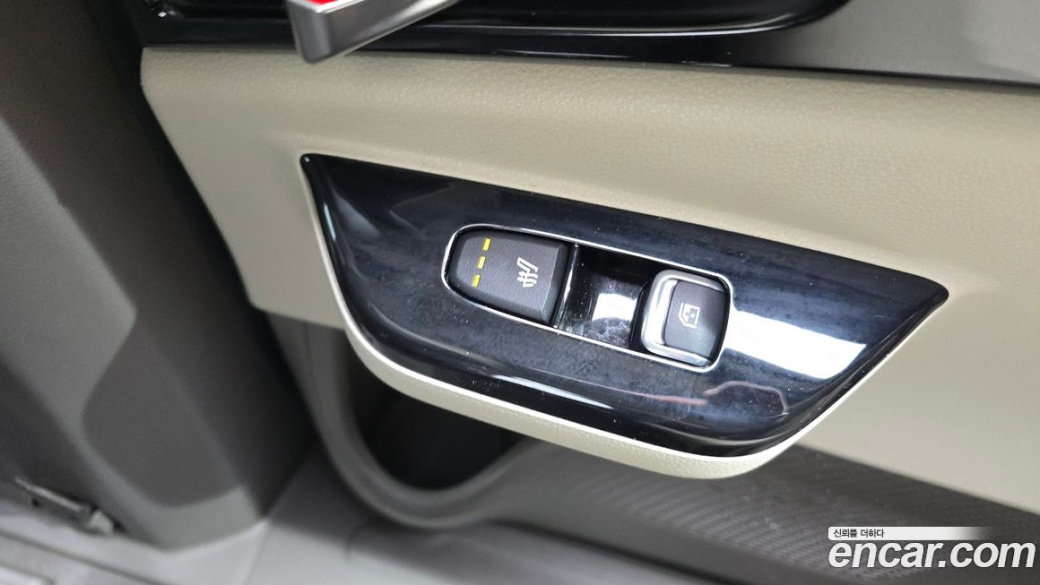 Kia Carnival 9-Seater Noblesse, 2023