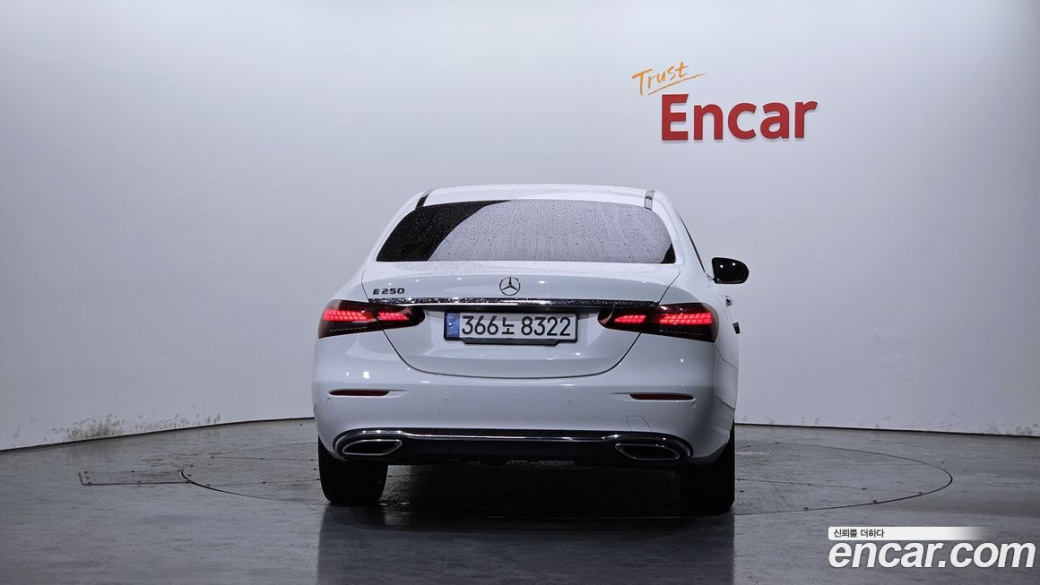 Mercedes-Benz E-Class E250 Avantgarde, 2022