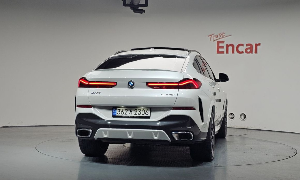 BMW X6 xDrive40i M Sport, 2024