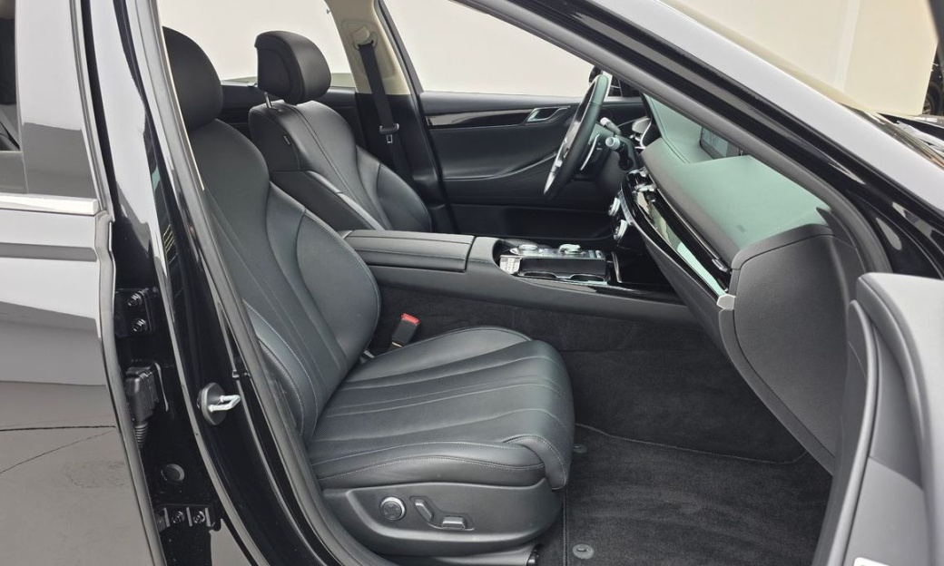 Genesis G80 Gasoline 2.5 Turbo AWD, 2023