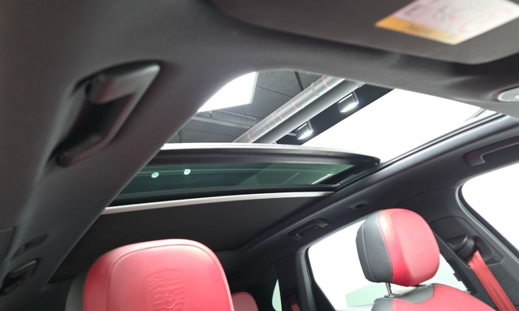 Porsche Cayenne 3.0, 2024