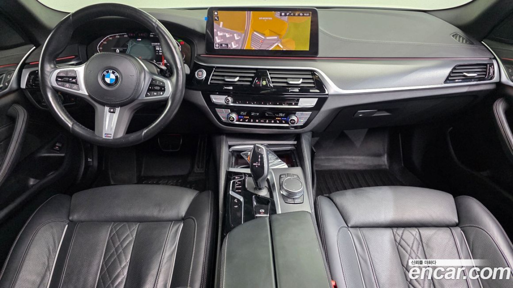 BMW 5-Series 523d xDrive M Sport, 2023