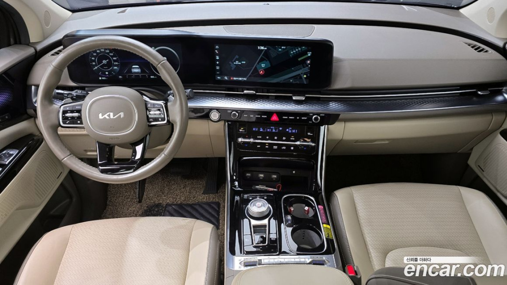 Kia Carnival 9-Seater Hi-Limousine, 2022
