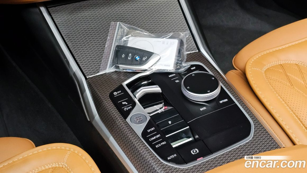 BMW 3-Series 320d Touring M Sport, 2024