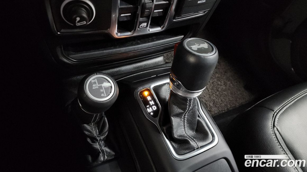 Jeep Wrangler 2.0 Overland Power Top 4Door, 2021