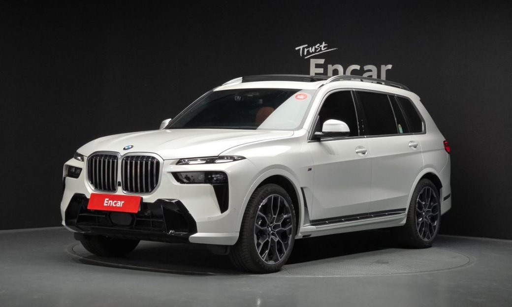 BMW X7 xDrive 40i M Sport 6STR, 2025
