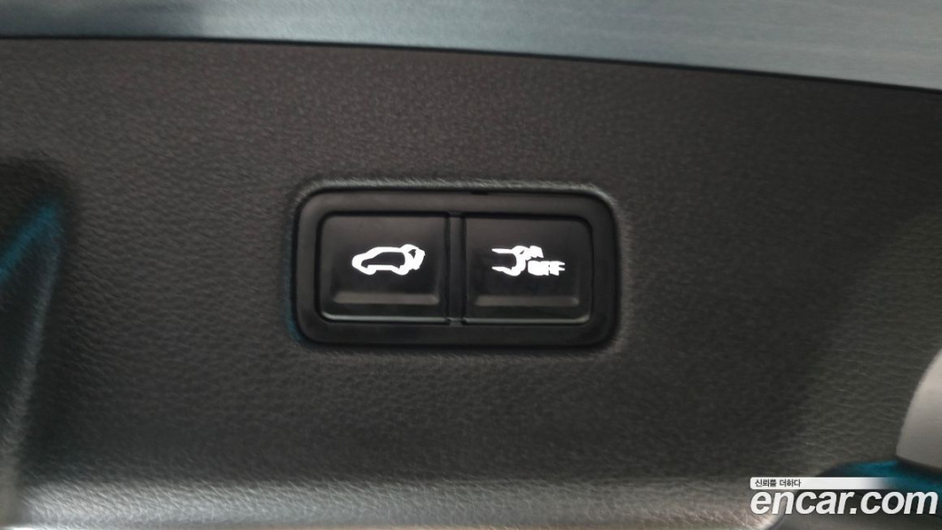 Kia Carnival 9-Seater Signature, 2023
