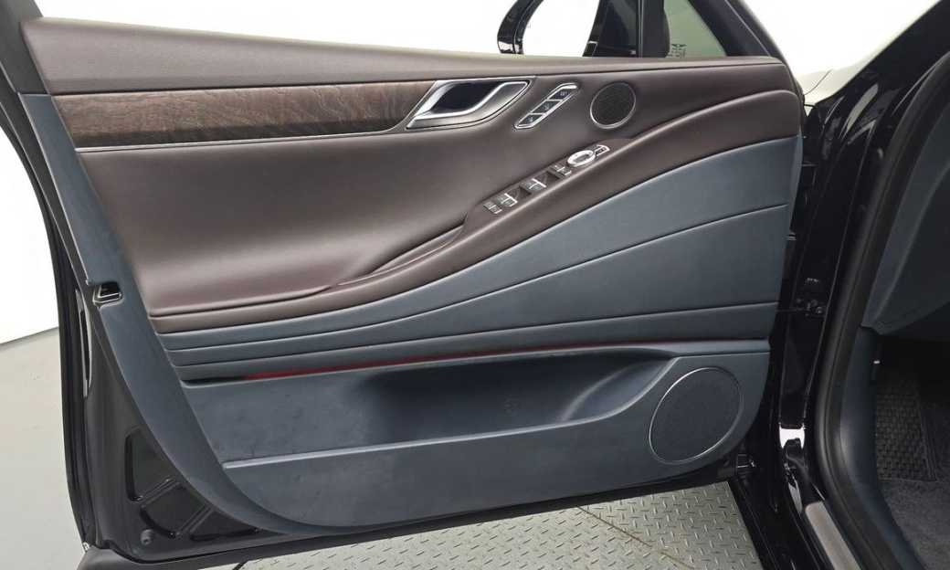 Genesis G80 Gasoline 2.5 Turbo AWD, 2025