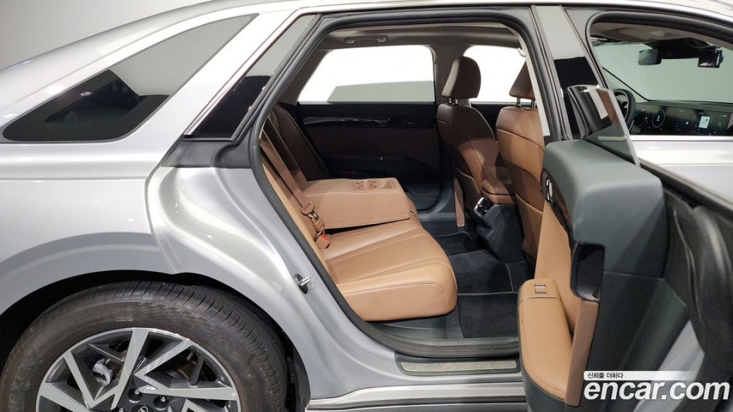 Hyundai Grandeur 2,5 Gasoline 2WD, 2023