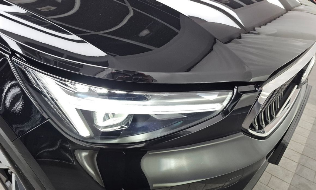 Volvo XC40 B4 Ultimate Bright, 2024