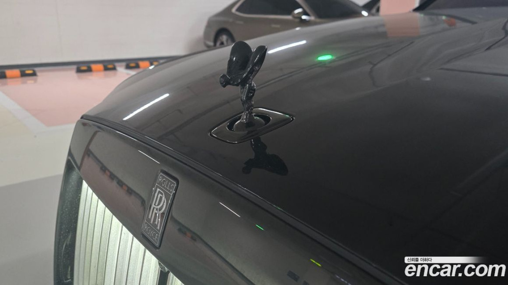 Rolls-Royce Ghost 6.7 V12 Black Badge, 2026