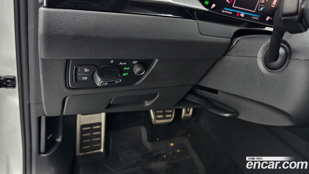 Volkswagen Arteon 2.0 TDI R-LIINE 4Motion, 2022