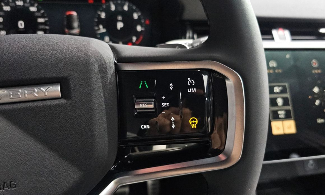 Land Rover Discovery Sport P250 Dynamic SE, 2025