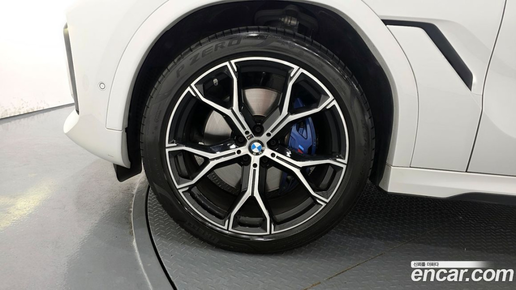 BMW X6 xDrive40i M Sport, 2023