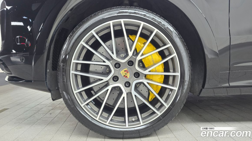 Porsche Cayenne 4.0 Turbo Coupe, 2023
