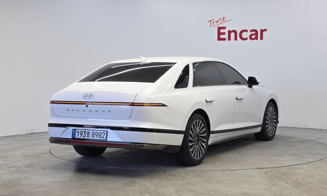 Hyundai Grandeur 2,5 Gasoline 2WD, 2023