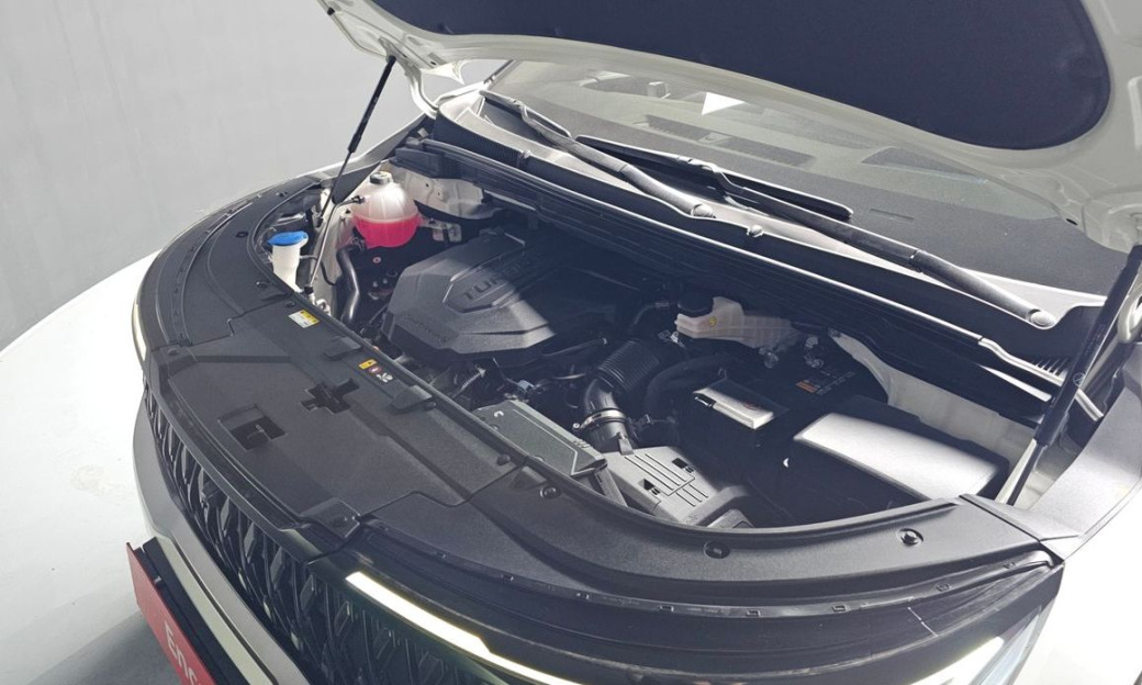 Kia Carnival 7-Seater Signature, 2025
