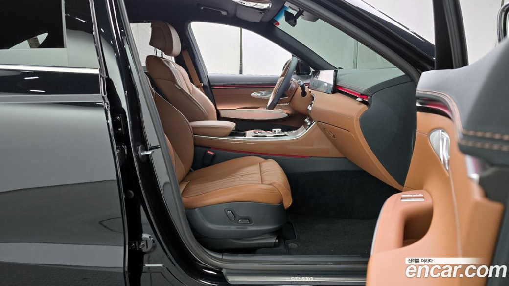Genesis GV70 2.5T Gasoline AWD, 2025