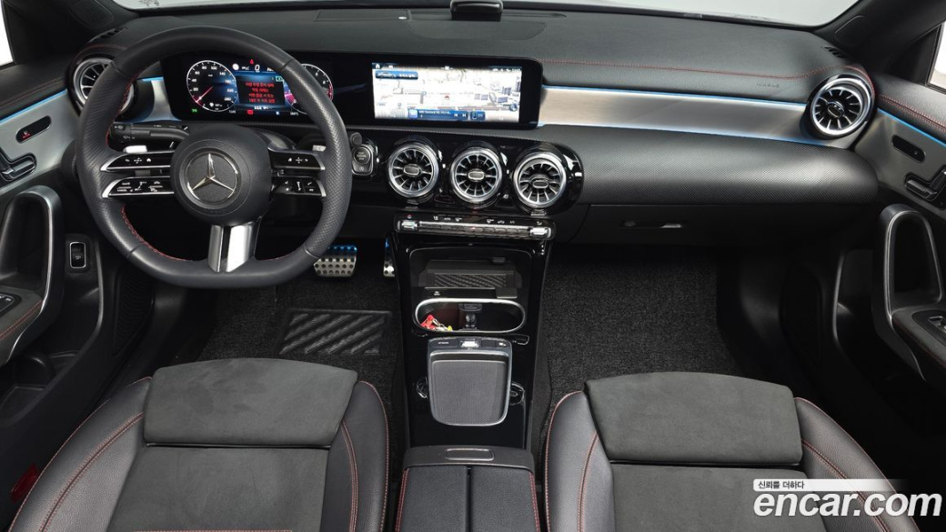 Mercedes-Benz CLA-Class CLA250 4MATIC, 2024