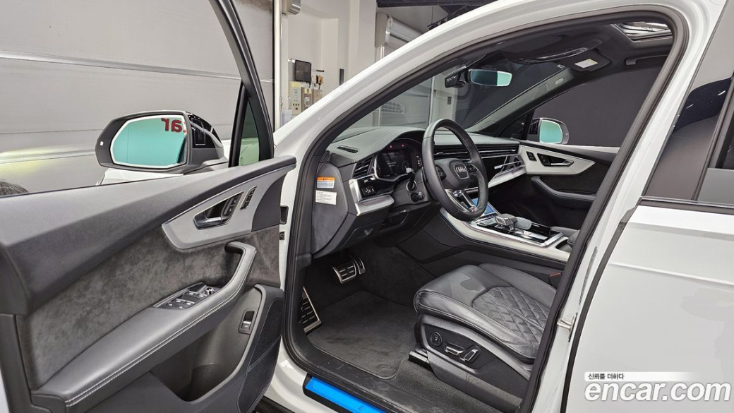 Audi Q7 55 TFSI Quattro Premium, 2022