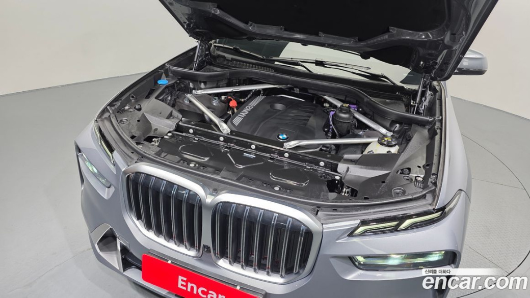 BMW X7 xDrive 40i Design Pure Excellence 6-Seater, 2023