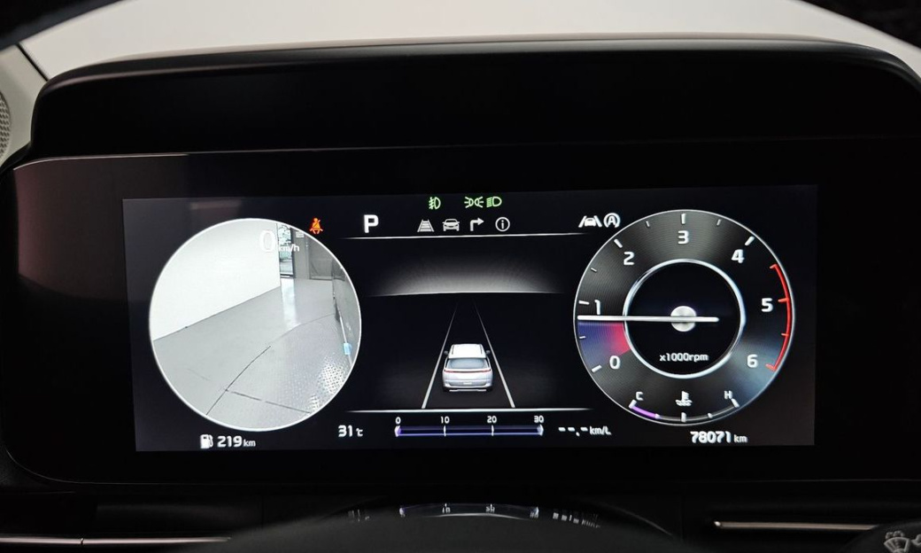 Kia Carnival 9-Seater Signature, 2023