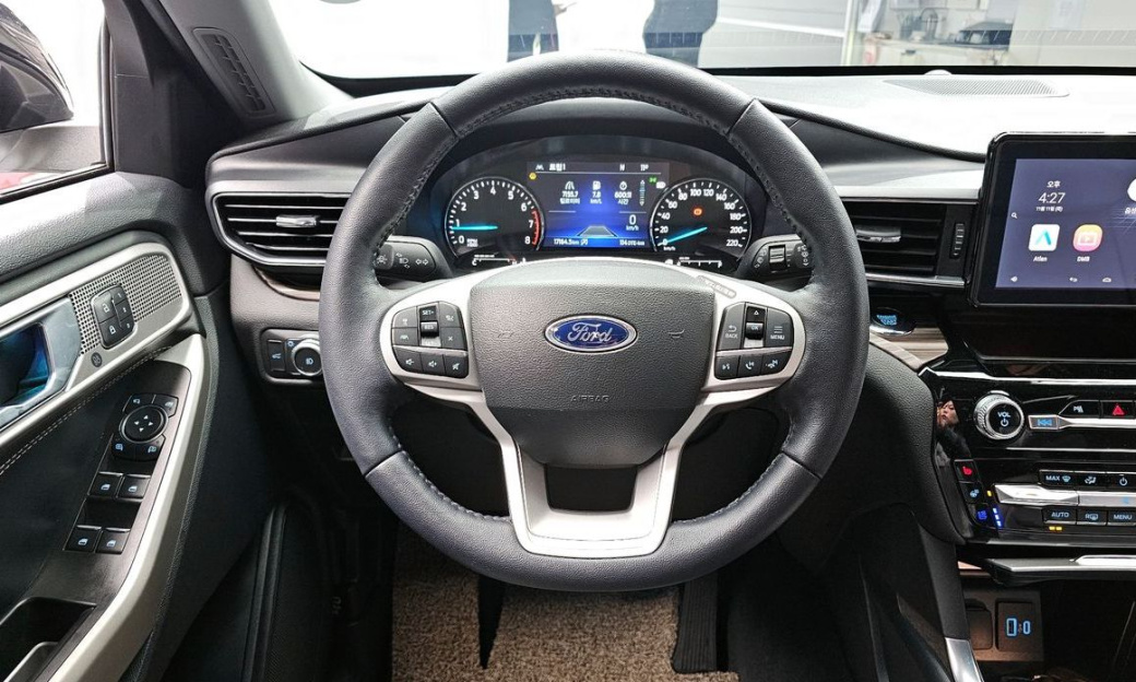 Ford Explorer 2.3 LimIted 4WD, 2022