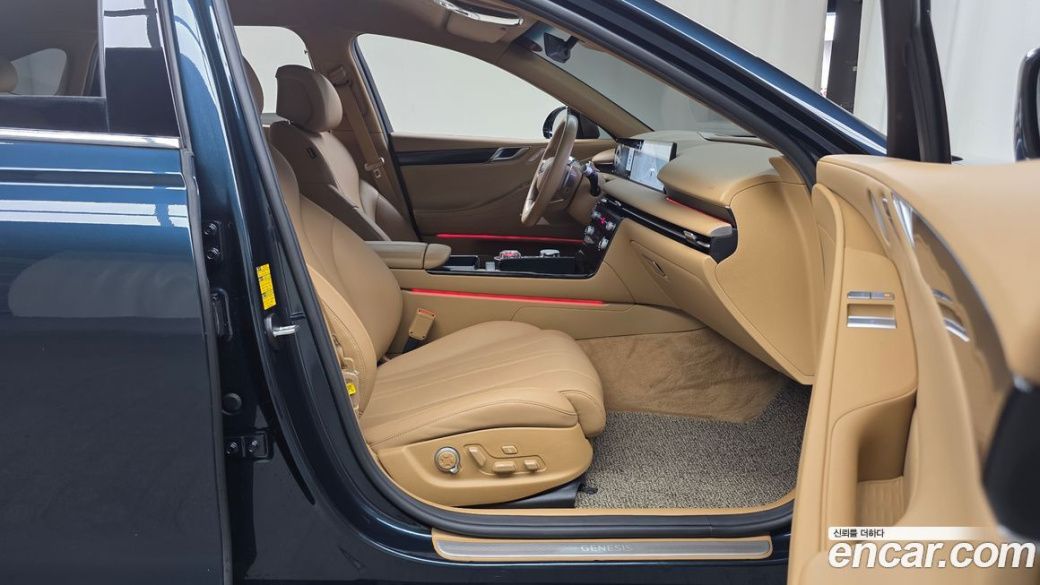 Genesis G80 Gasoline 2.5 Turbo AWD, 2025