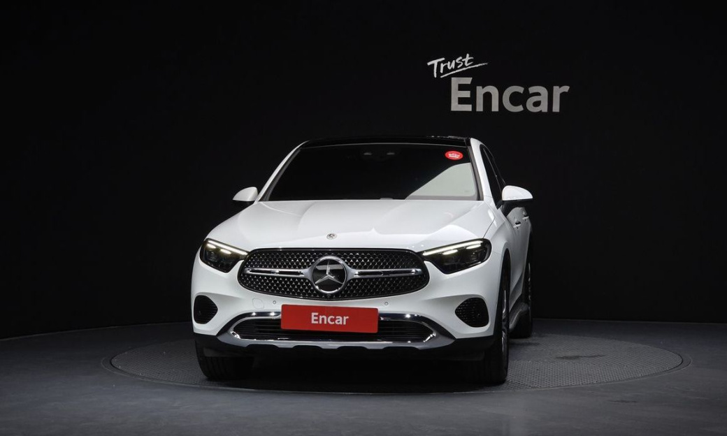 Mercedes-Benz GLC-Class GLC300 4MATIC Avnatgarde Coupe, 2025