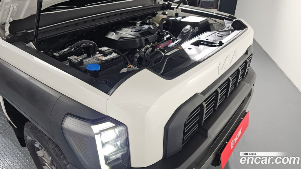 Kia Tasman 2.5T Gasoline 4WD, 2026