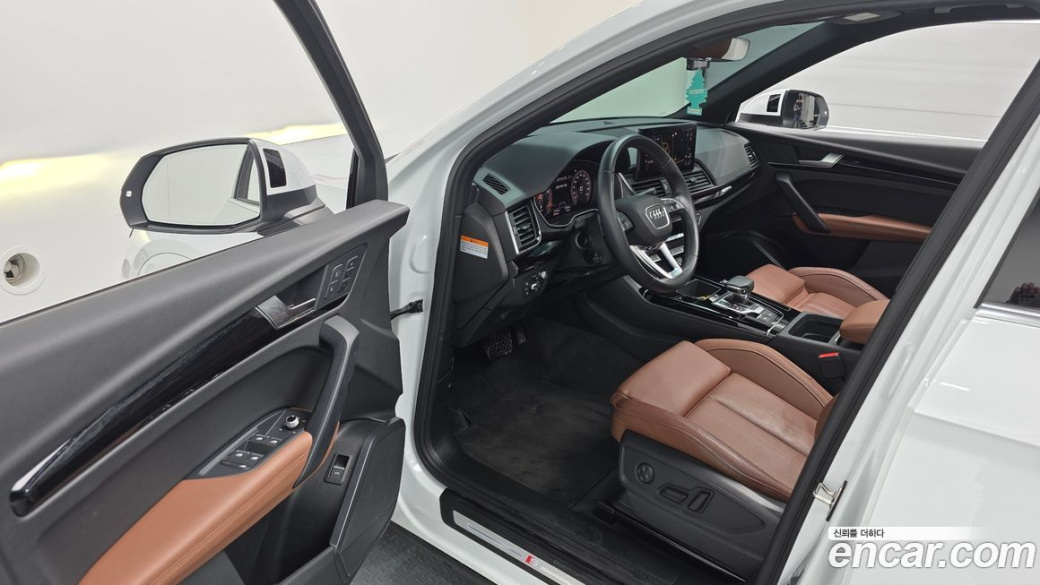 Audi Q5 45 TFSI Quattro Premium, 2022