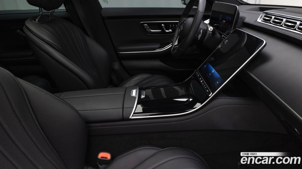 Mercedes-Benz S-Class S350 d 4MATIC, 2025