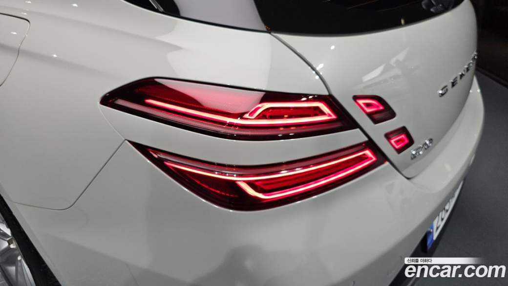 Genesis G70 Gasoline 2.5T 2WD, 2024