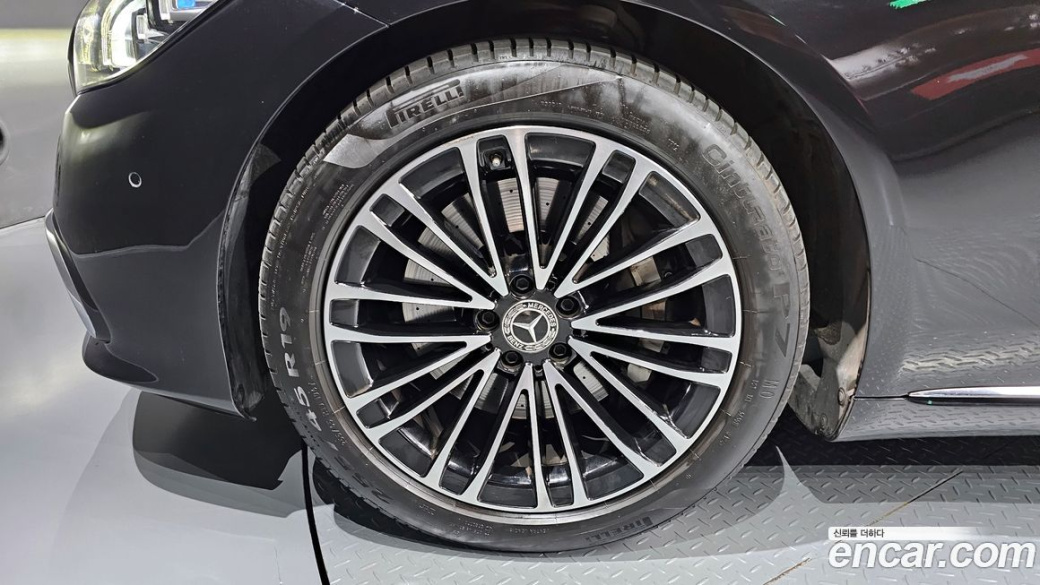 Mercedes-Benz S-Class S350 d, 2022