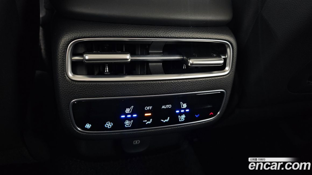 Genesis GV70 2.5T Gasoline AWD, 2025