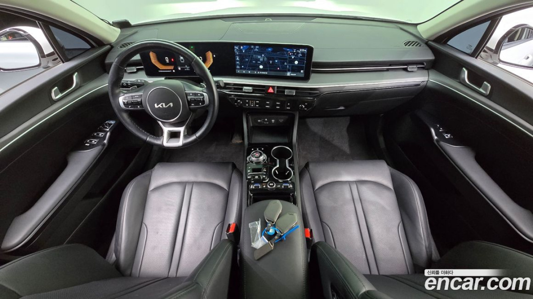 Kia K5 2.0, 2024