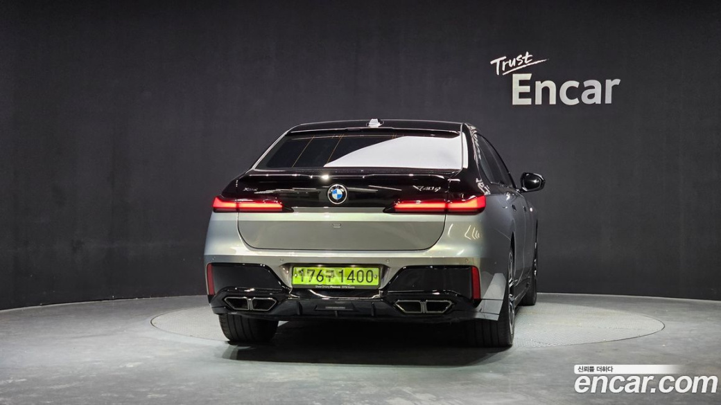 BMW 7-Series 740d xDrive M Sport, 2025