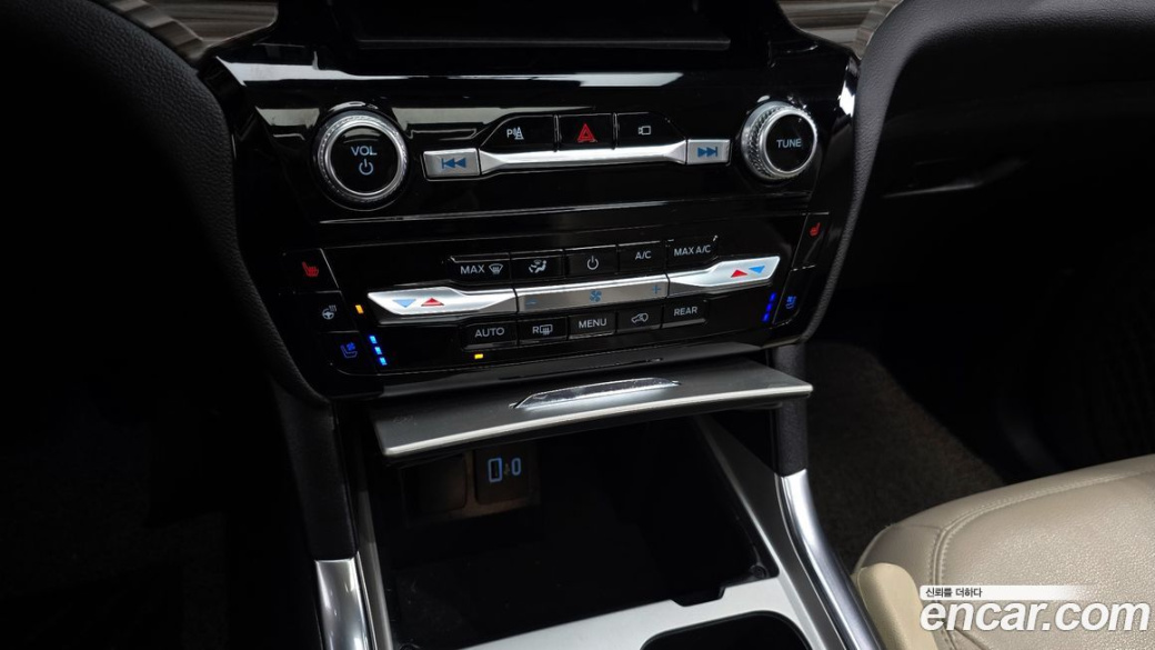 Ford Explorer 2.3 LimIted 4WD, 2022