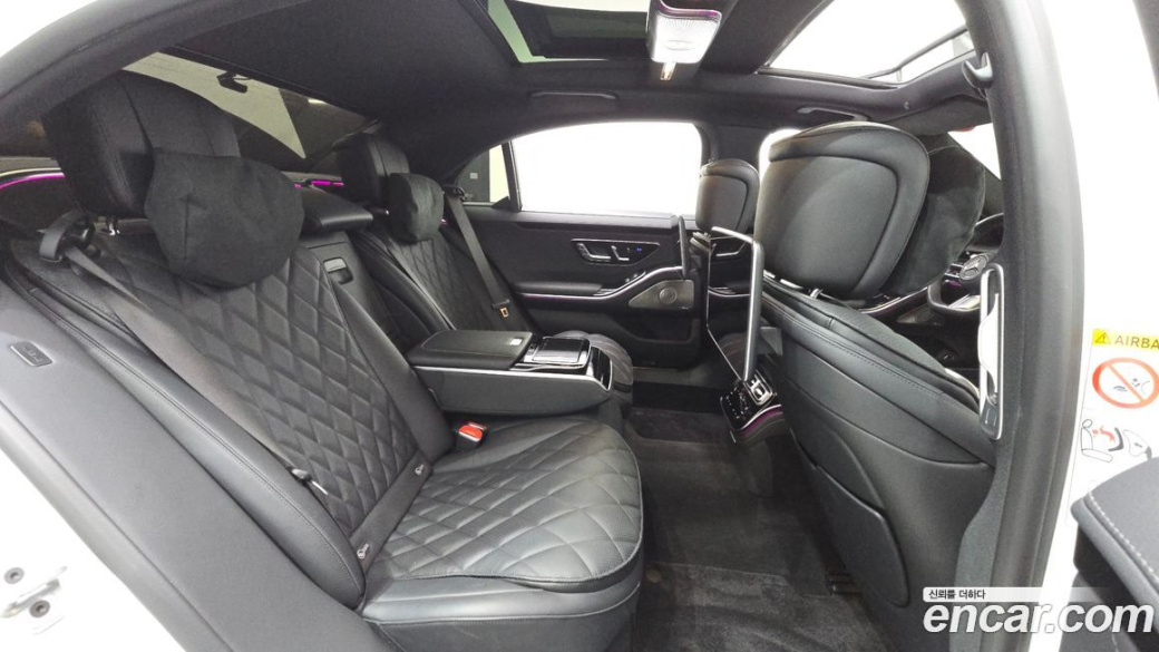 Mercedes-Benz S-Class S500 4MATIC, 2024