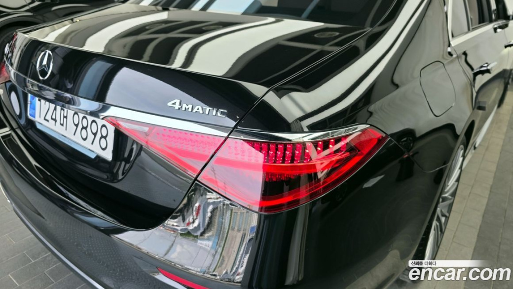 Mercedes-Benz S-Class S500L 4MATIC, 2023