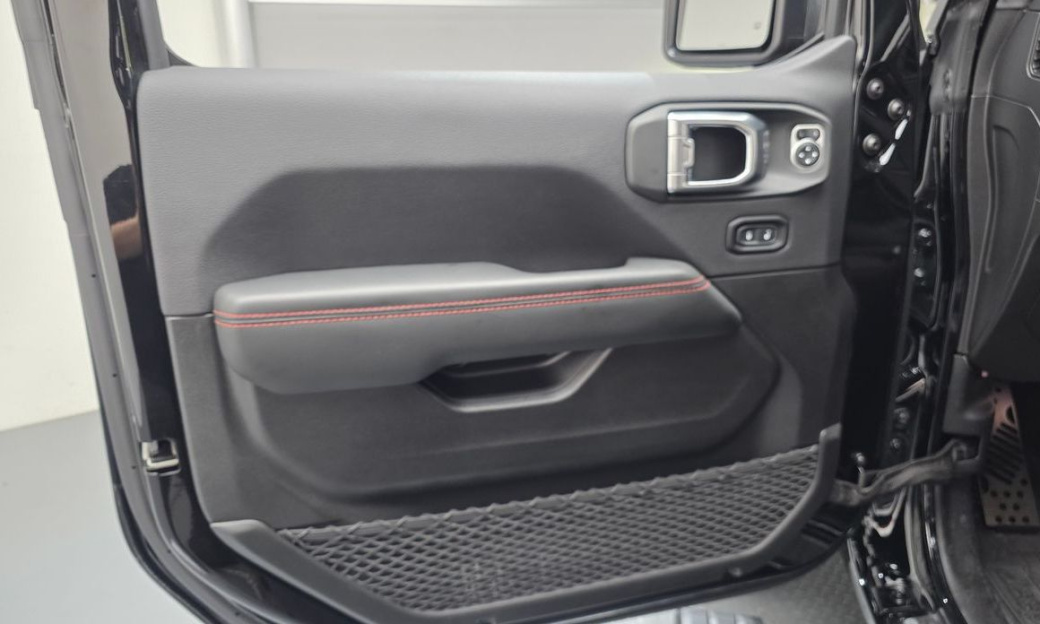 Jeep Wrangler 2.0 Sahara Power Top 4Door, 2025