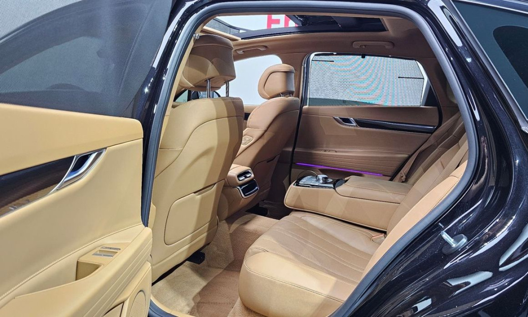 Genesis G80 Gasoline 2.5 Turbo 2WD, 2025