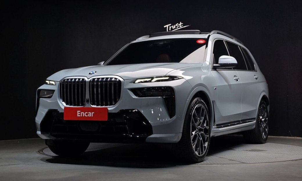 BMW X7 xDrive 40d M Sport 6STR, 2025