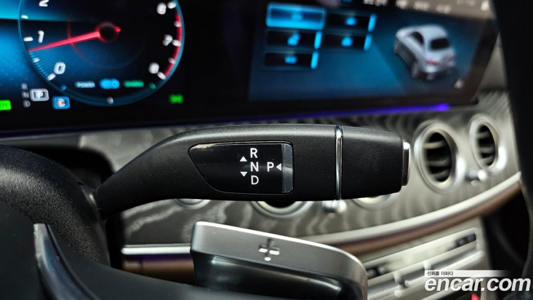Mercedes-Benz E-Class E350 4MATIC Exclusive, 2023