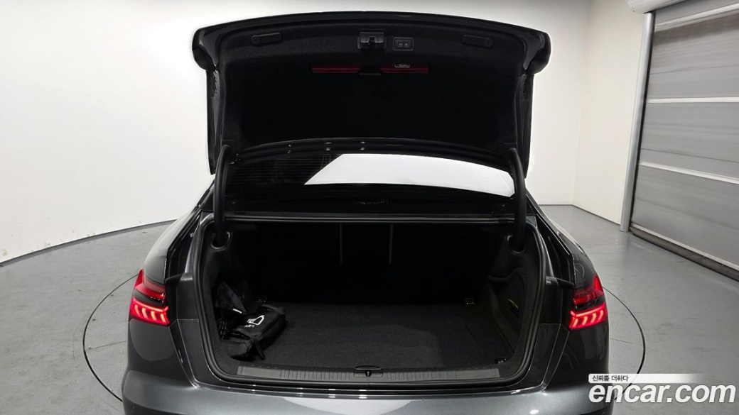Audi A6 45 TFSI Quattro Premium, 2025