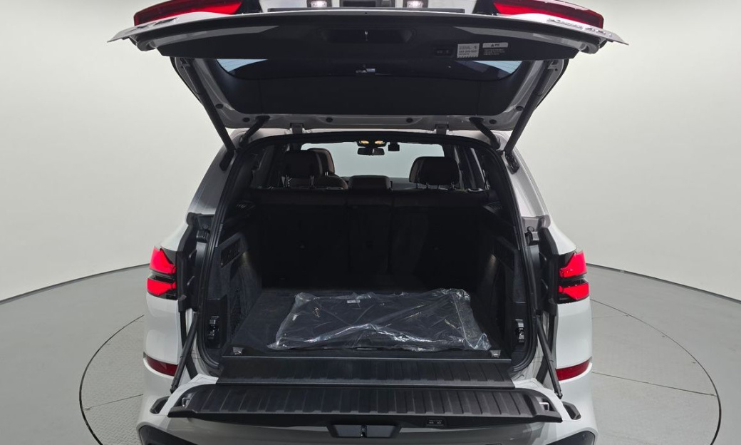 BMW X5 xDrive 40i M Sport, 2024