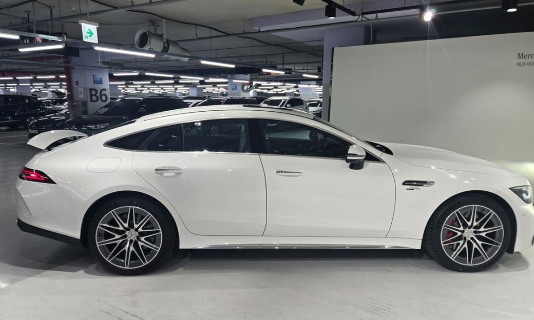 Mercedes-Benz AMG GT 4Door 43 4MATIC+, 2025