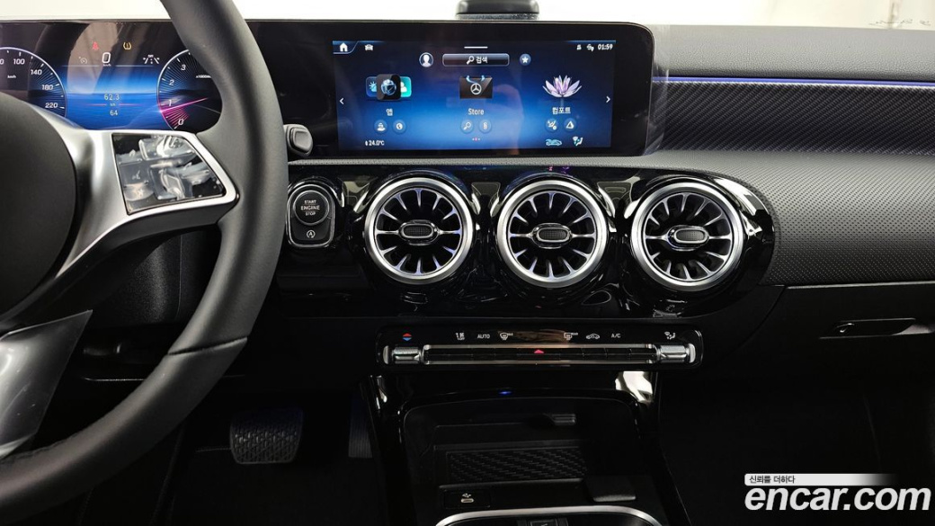 Mercedes-Benz A-Class A220 Hatchback, 2025
