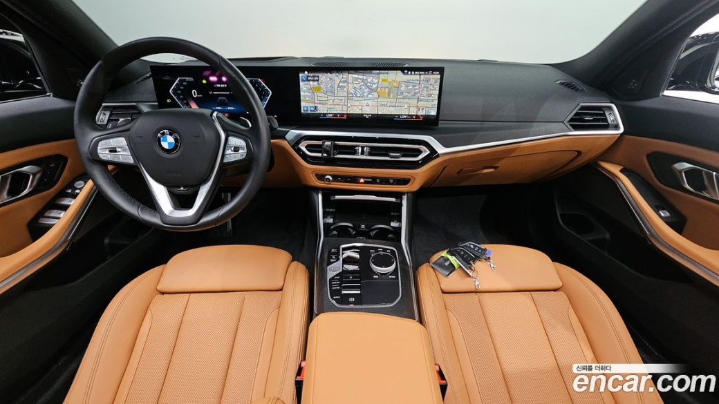 BMW 3-Series 320i Touring, 2024